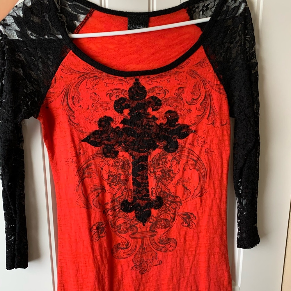 Women’s Buckle Daytrip top